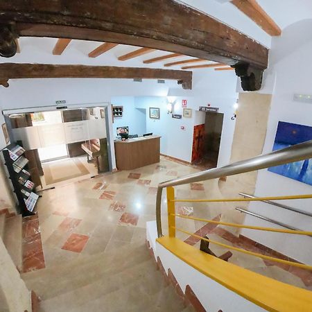 Hotel Baron Andilla Valdealgorfa Exterior foto