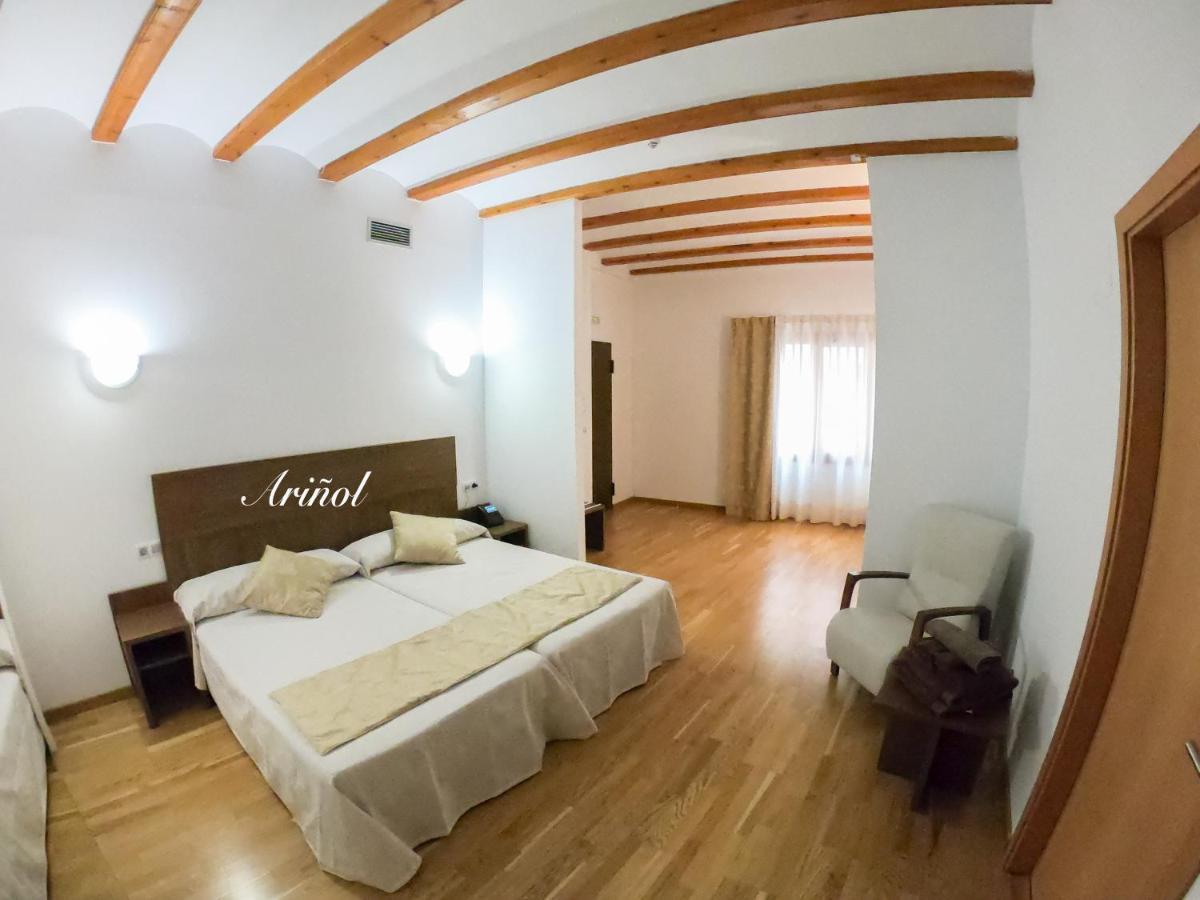 Hotel Baron Andilla Valdealgorfa Exterior foto